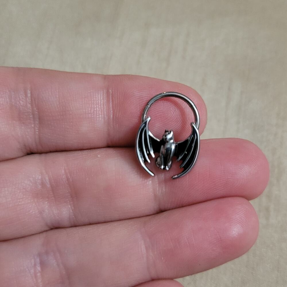 16 gauge 10mm cat with bat wings stainless steel silver gothic septum piercing